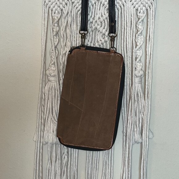 Vann & CoPrism Herringbone Cellphone Crossbody Wallet Purse - Picture 3 of 16